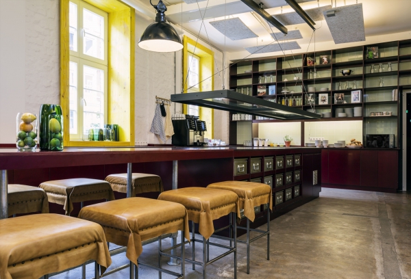 國外工業(yè)復古風酒店設(shè)計