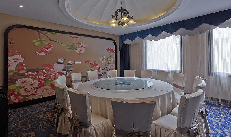 四川度假酒店裝修設(shè)計公司案例(圖6)