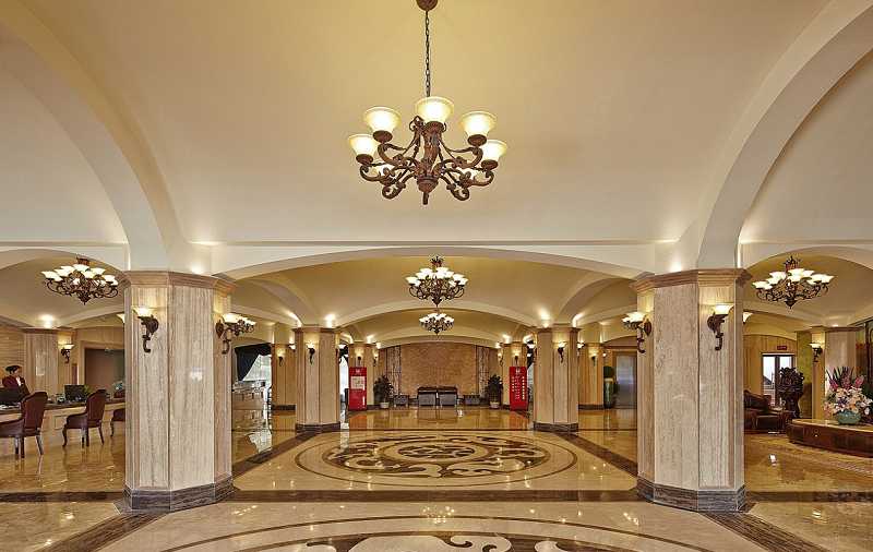 四川度假酒店裝修設(shè)計公司案例(圖2)