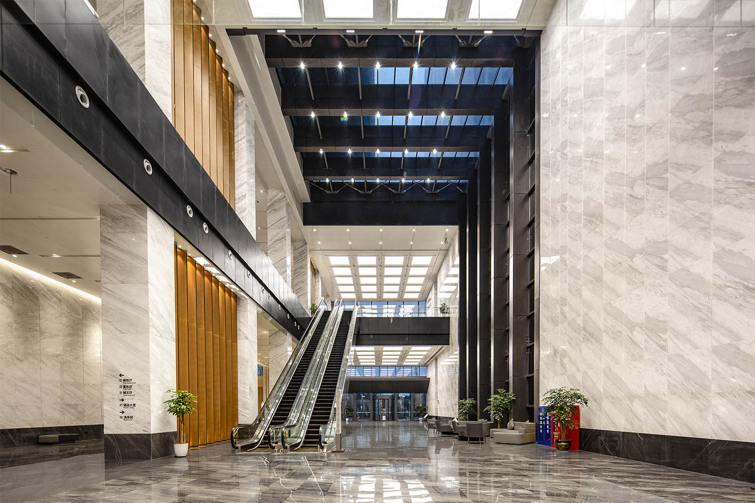 酒店設(shè)計(jì)公司國際酒店會議中心裝修案例(圖6)