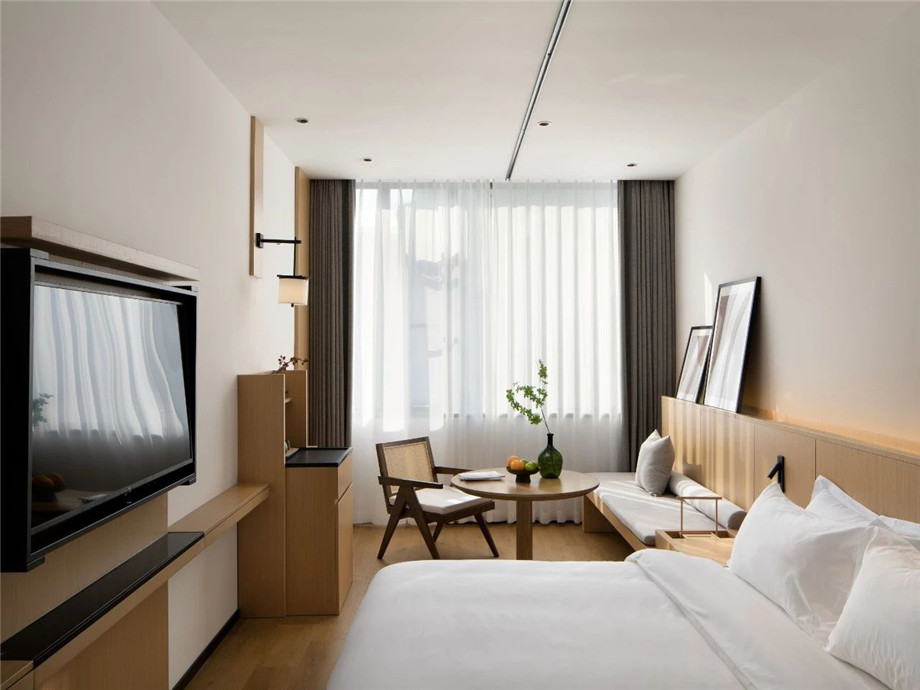 鬧中取靜的都市舊賓館改造設(shè)計案例